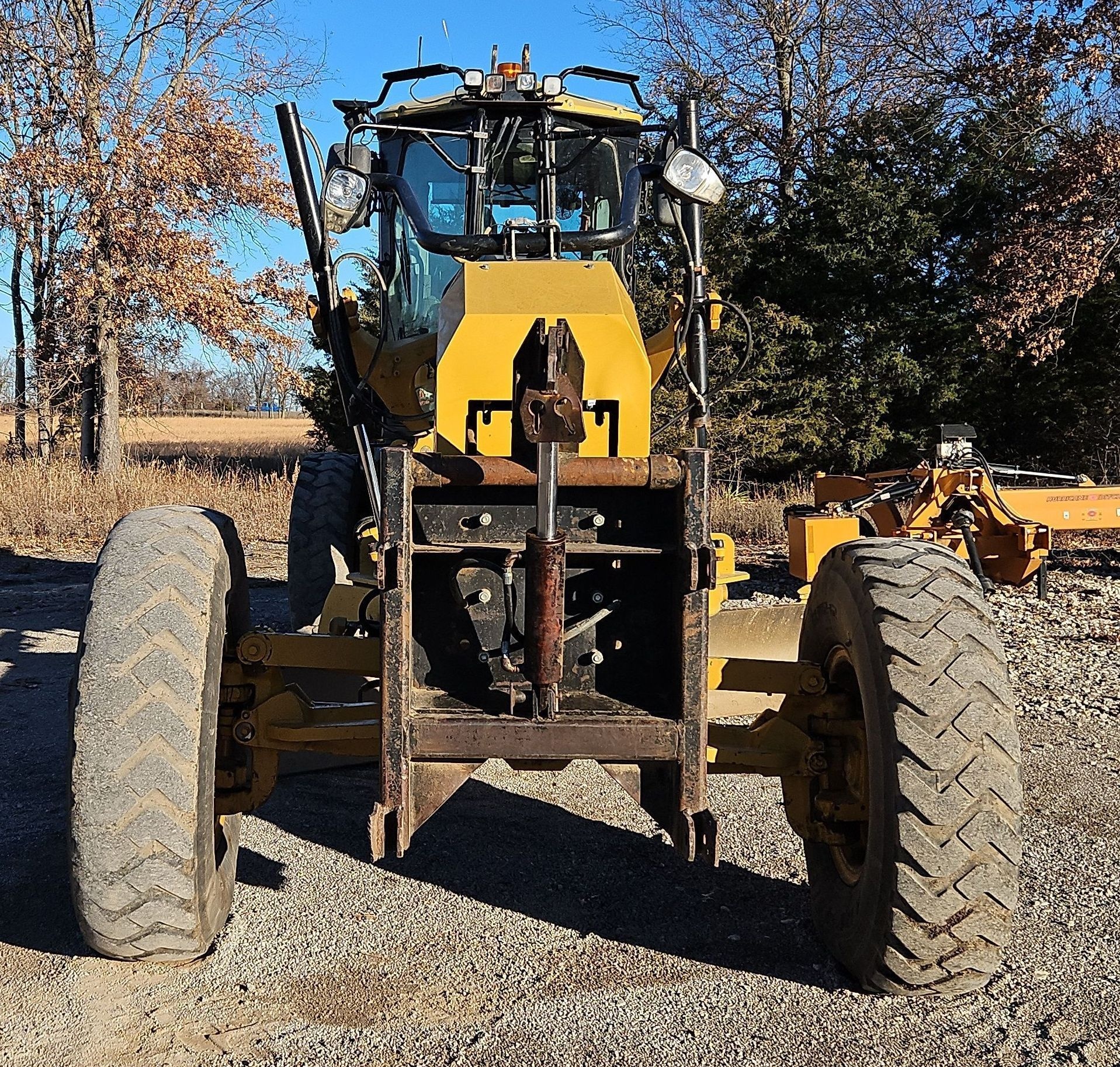 2010 Caterpillar 12M - photo 1