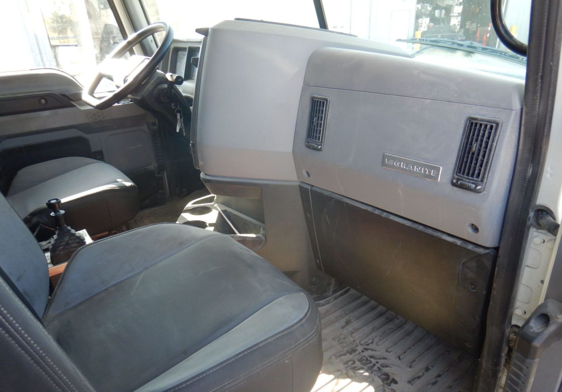 2021 Mack Granite GR64F - photo 1