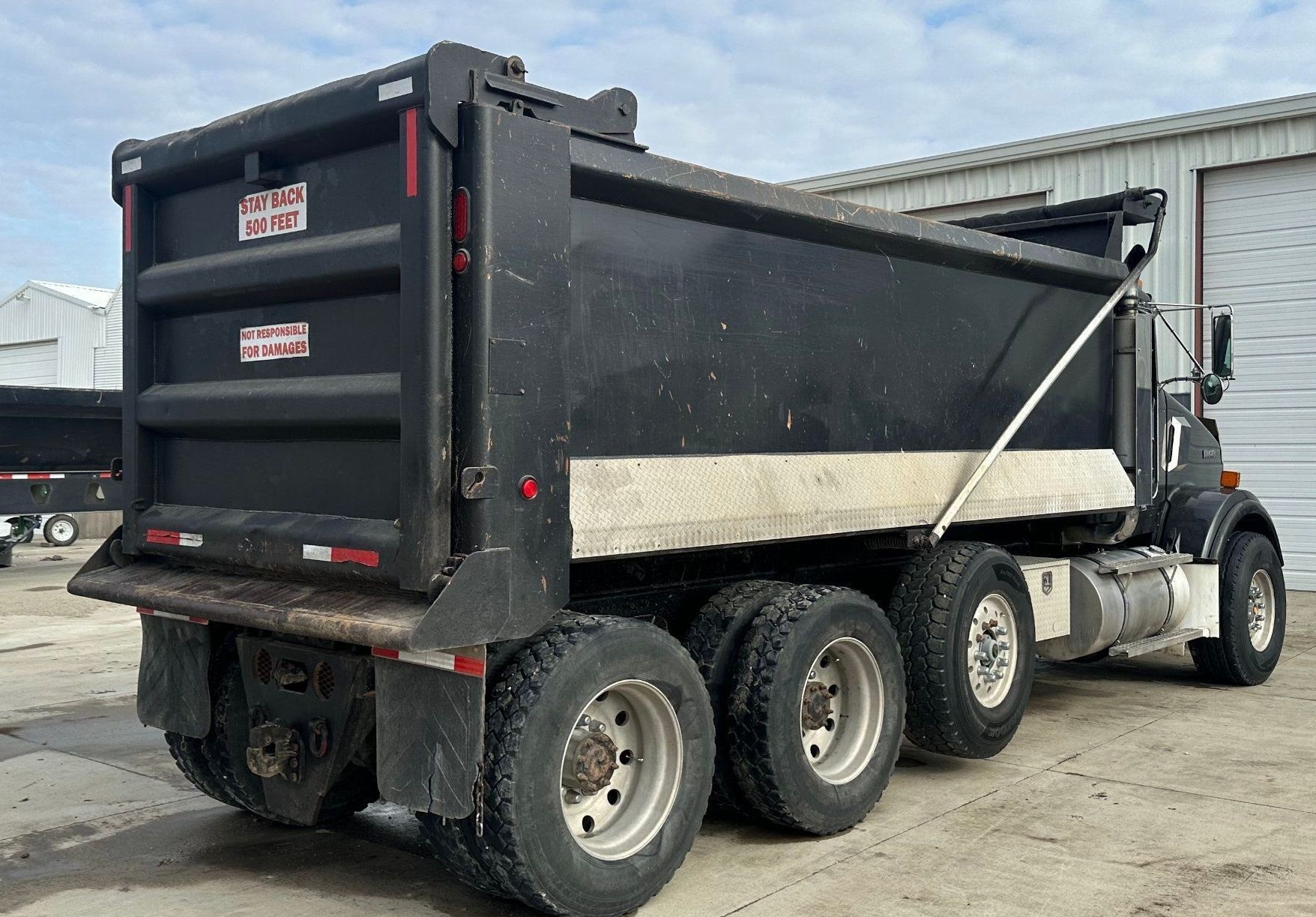 2007 Kenworth T800 - photo 1