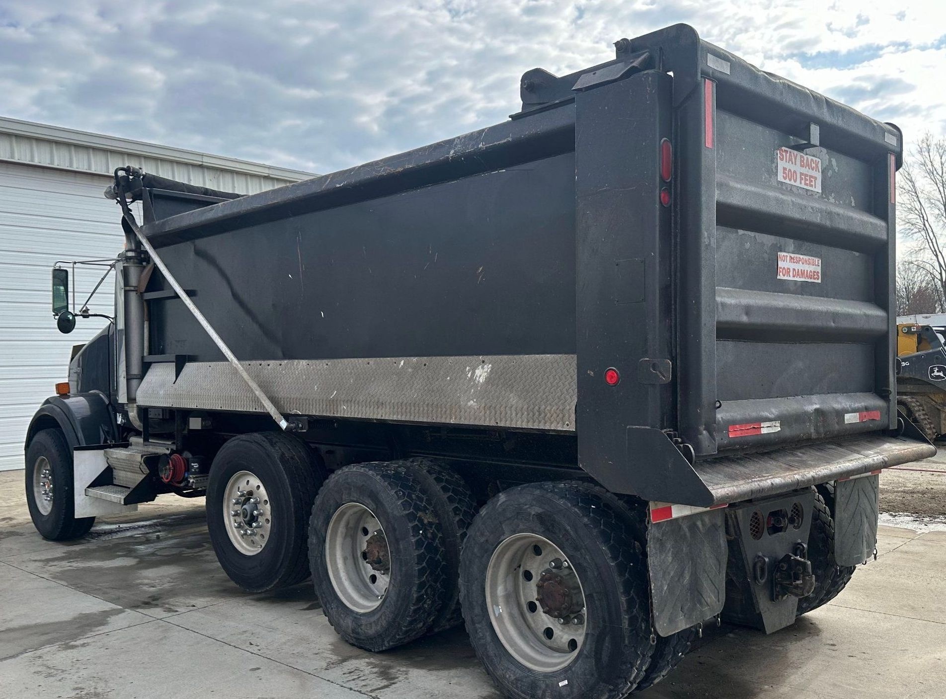 2007 Kenworth T800 - photo 1