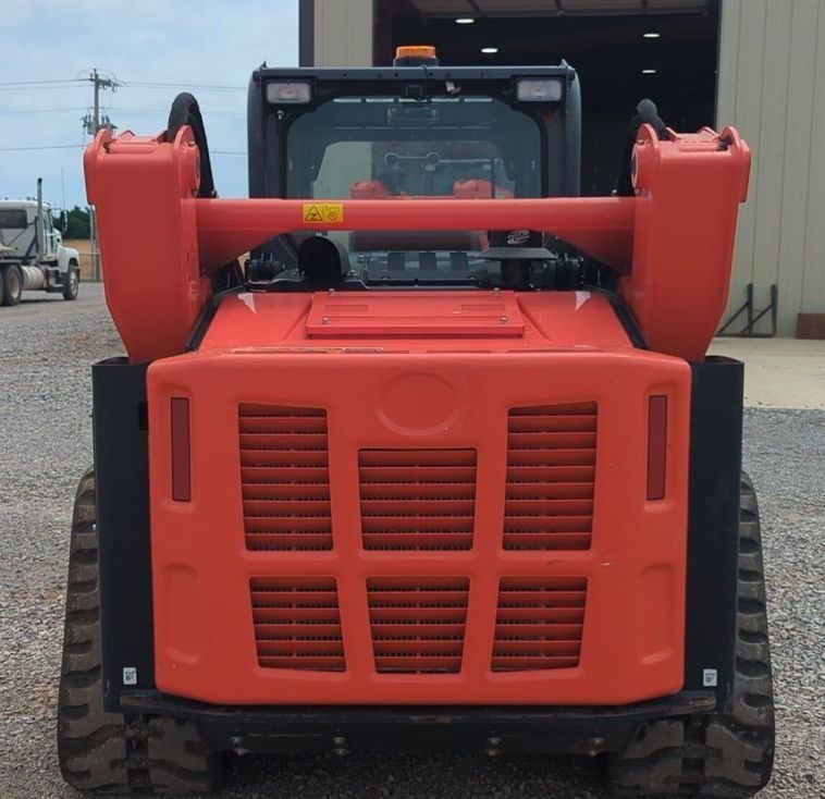 2022 Kubota SVL97-2 - photo 1