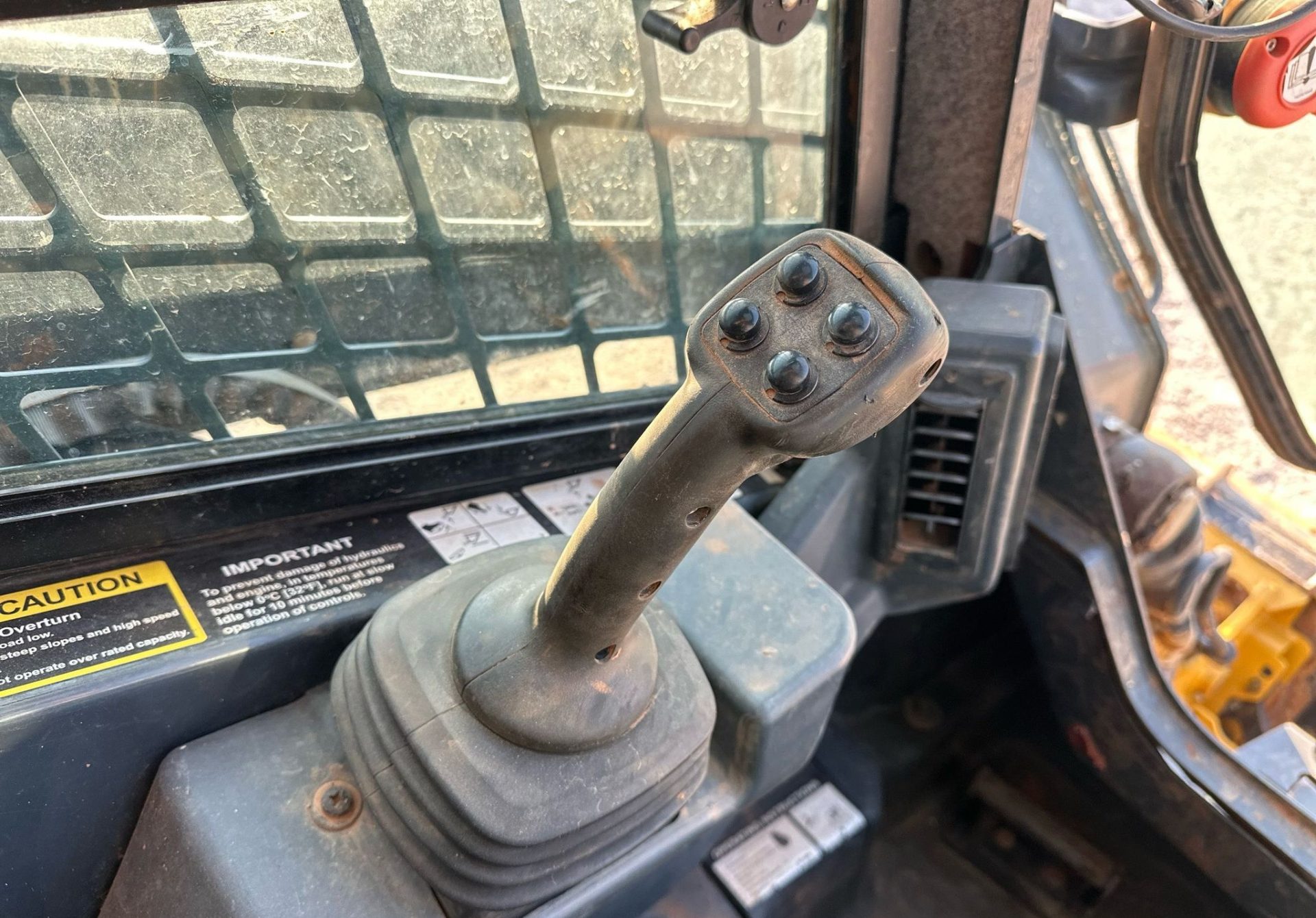 2020 John Deere 333G - photo 1