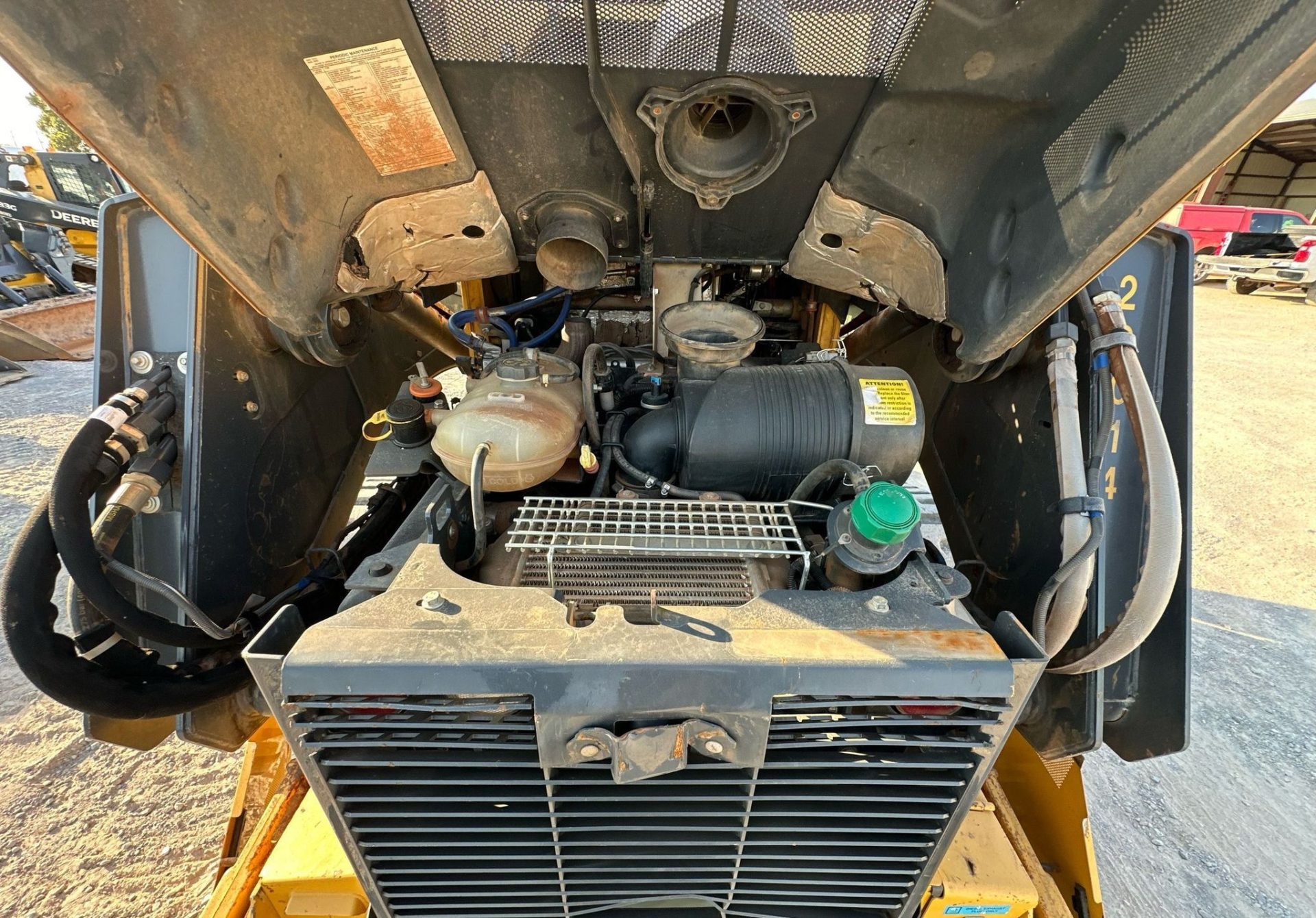 2020 John Deere 333G - photo 1