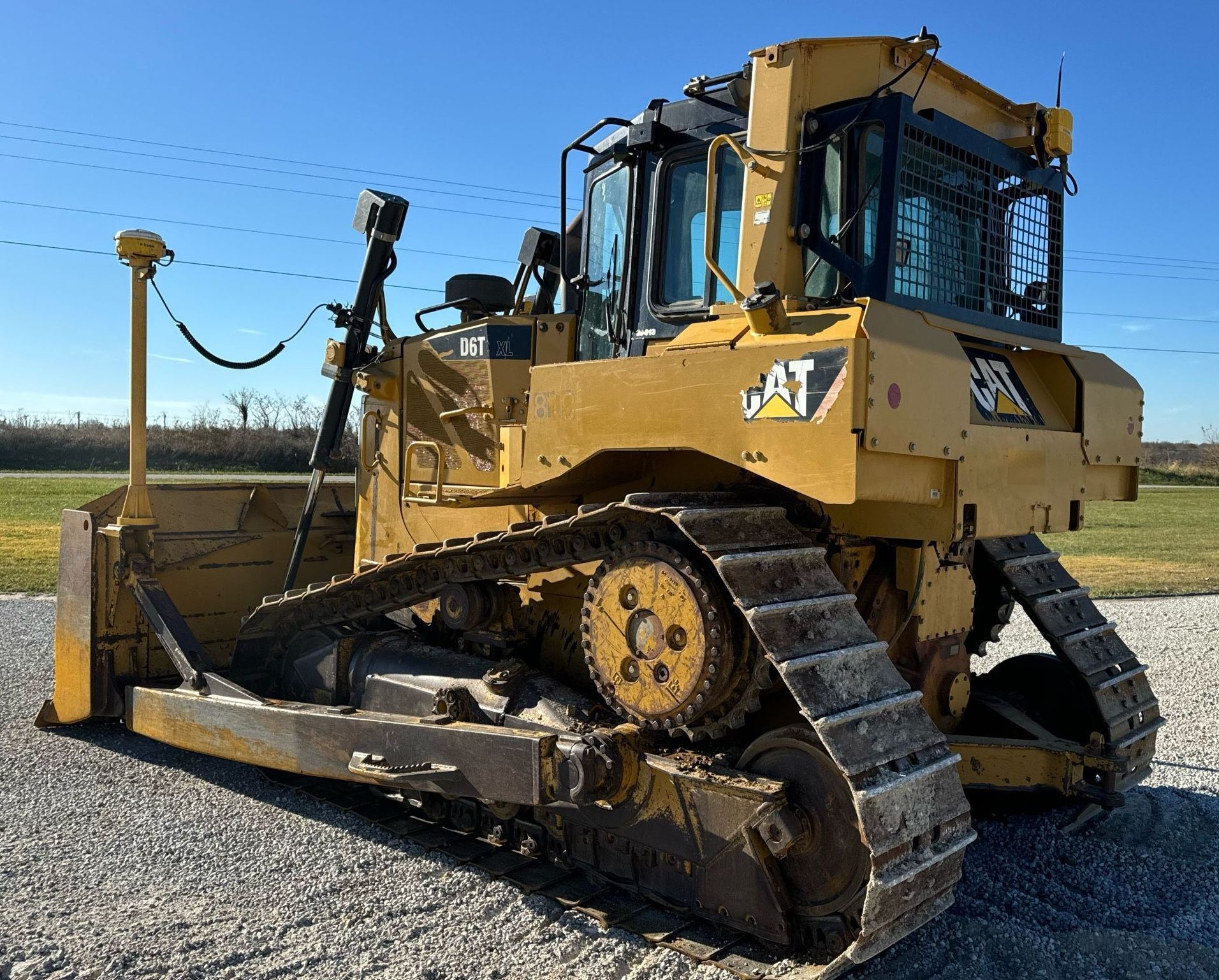 2011 Caterpillar D6T XL - photo 1