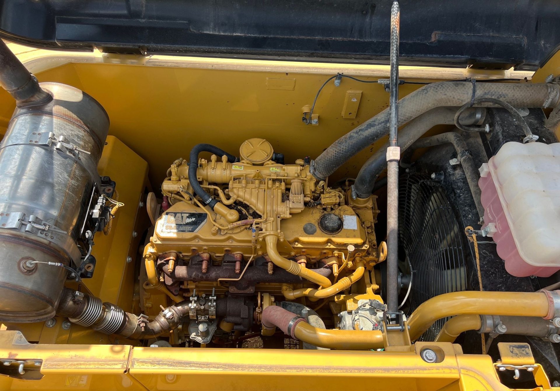 2014 Caterpillar 320E LRR - photo 1