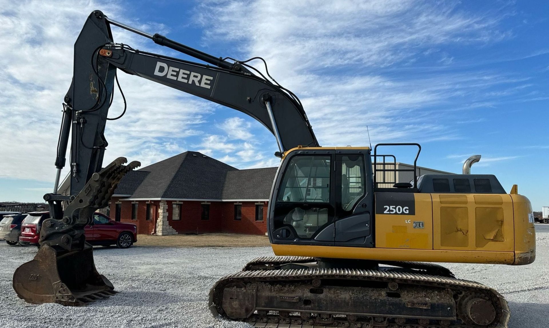 2015 John Deere 250G LC - photo 1