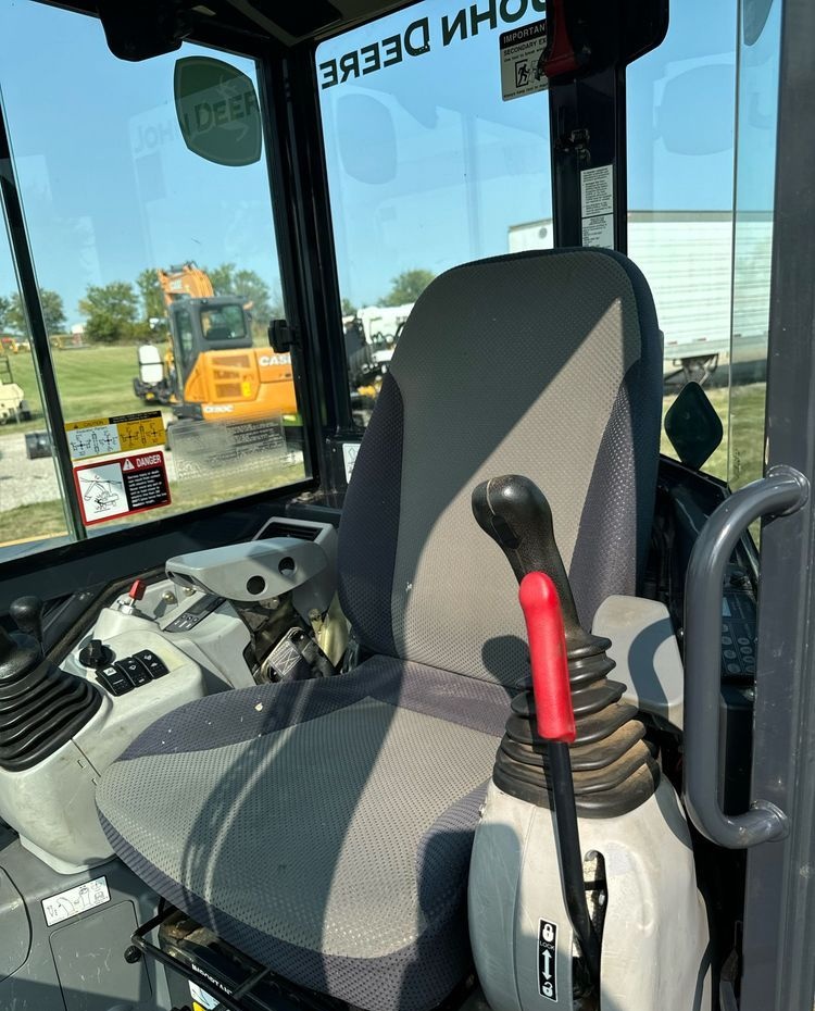 2016 John Deere 50G - photo 1