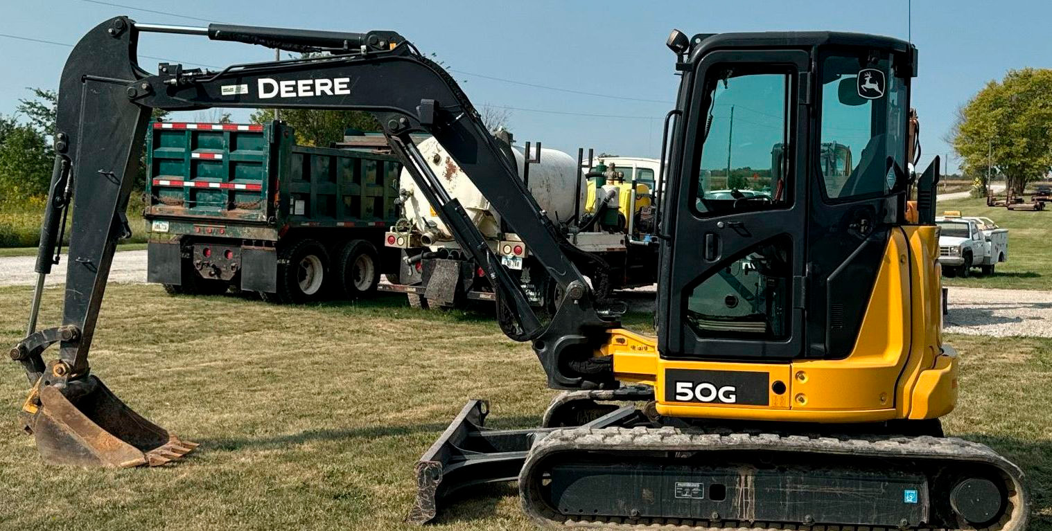 2016 John Deere 50G - photo 1